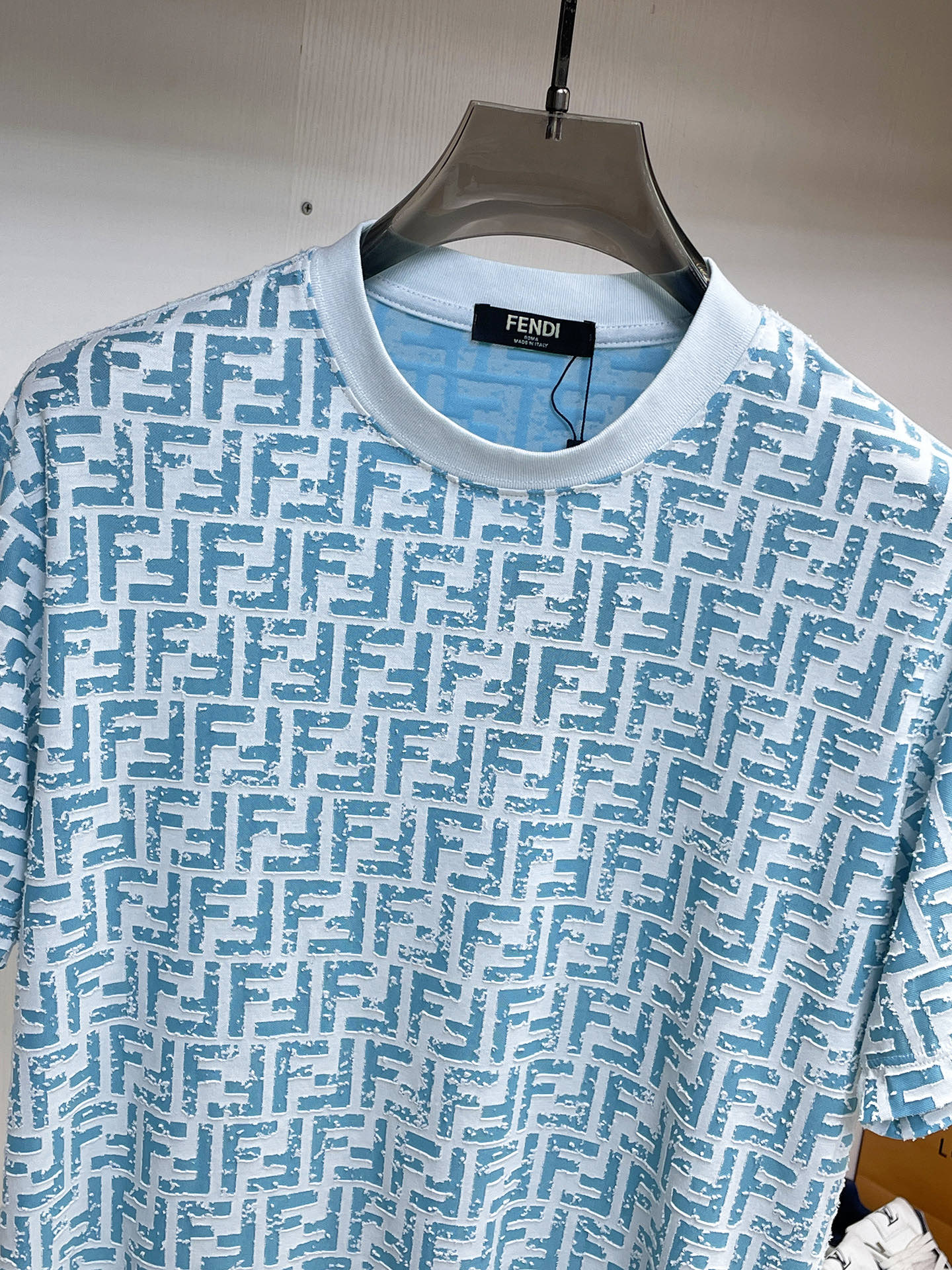 short sleeves